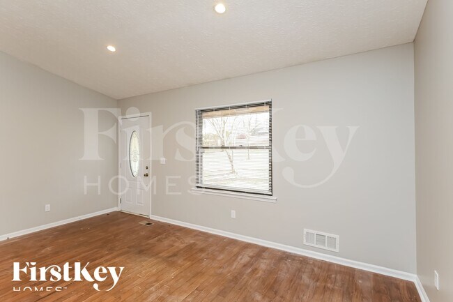Foto del edificio - 432 Shady Ln Cir