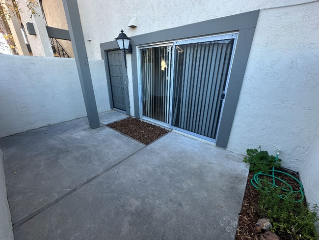 Foto del edificio - 1750 Prefumo Canyon Rd