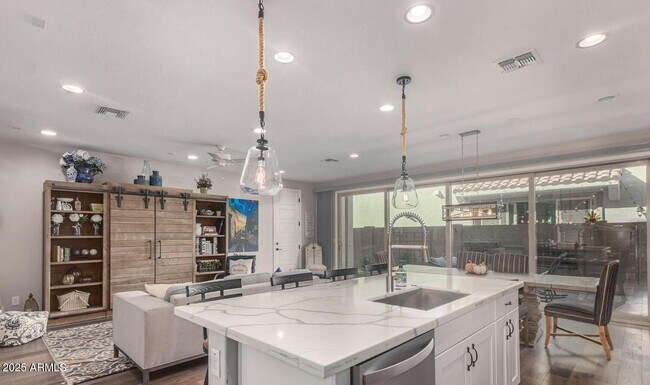 Foto del edificio - 17217 N 9th Pl