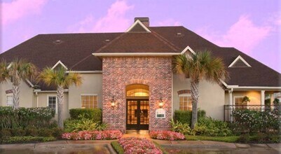 Building Photo - 3102 W Bay Area Blvd