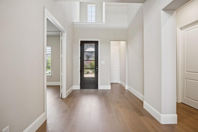 Foto del edificio - 2521 Hampstead Ln