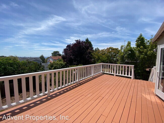Building Photo - 3 br, 2 bath House - 441 Florence Avenue
