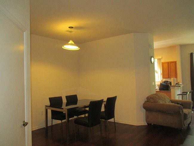 Foto del edificio - 21407 NW 13th Ct