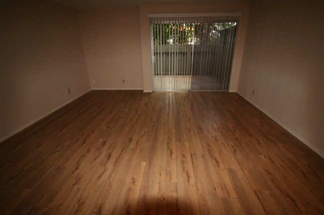 Building Photo - 11607 Acama St