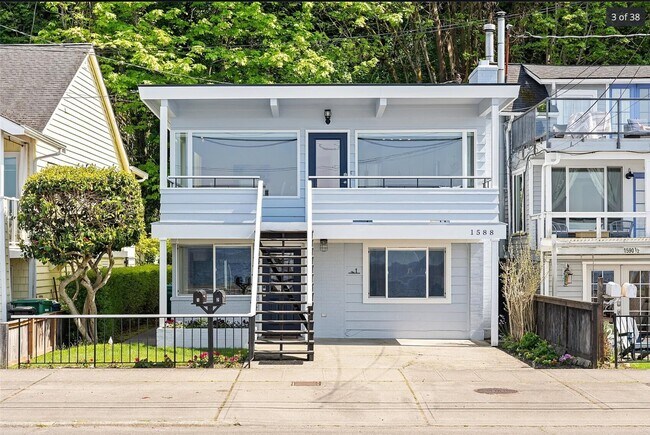 Foto del edificio - 1588 Alki Ave SW