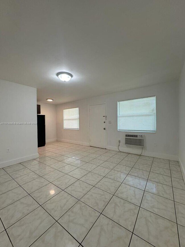 Foto del edificio - 15960 NE 19th Pl