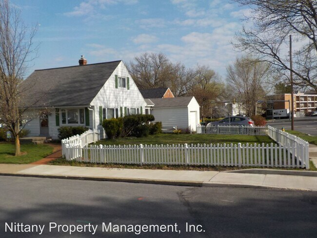 Building Photo - 3 br, 1.5 bath House - 110 Aikens Place