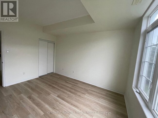 Building Photo - 105 Artesa Private