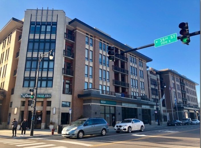 Primary Photo - 3450 S Halsted St