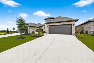 Building Photo - 5019 Bowen Pr Dr