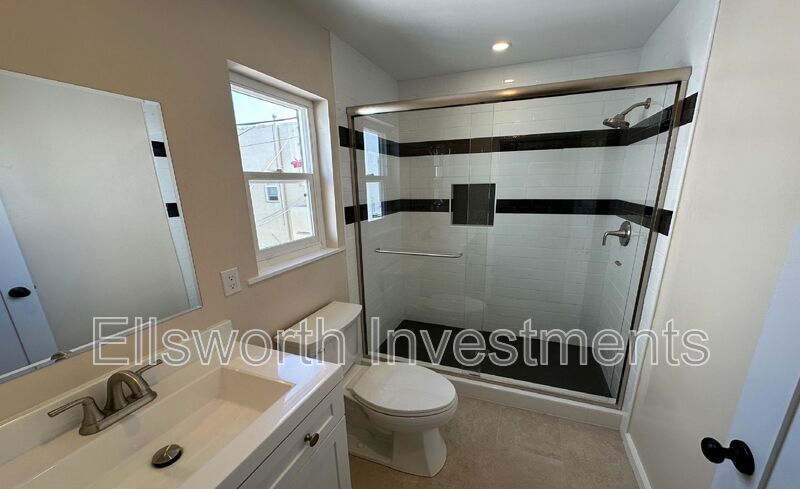 Foto principal - 3523 Park Blvd
