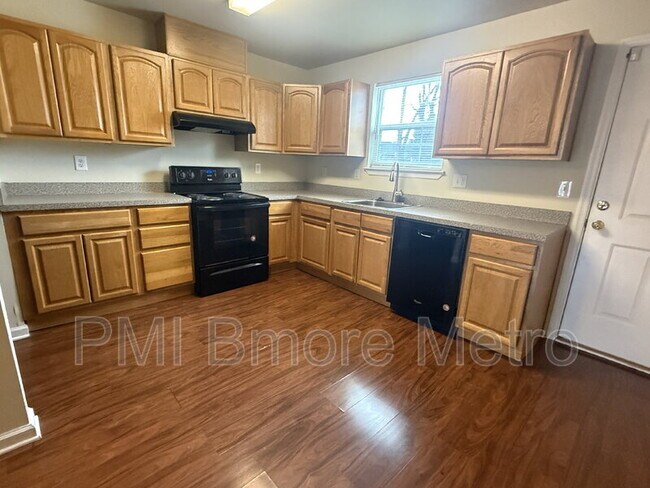 Foto del edificio - 2615 Huron St