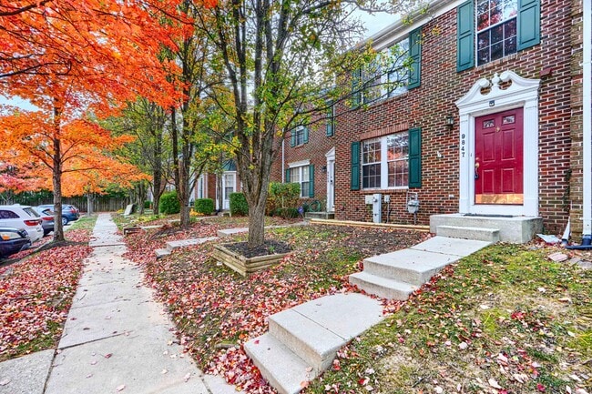 Building Photo - 9847 Bale Ct