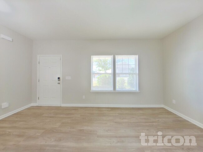 Foto del edificio - 1551 Peabody Court