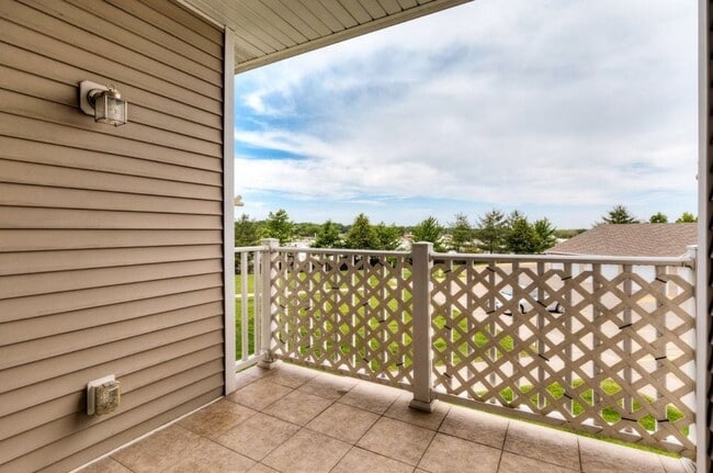 Building Photo - 1207 N 6th St