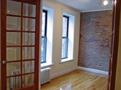 Foto del edificio - 340 E 18th St