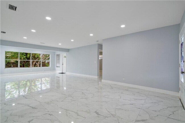 Foto del edificio - 2833 SW 5th St