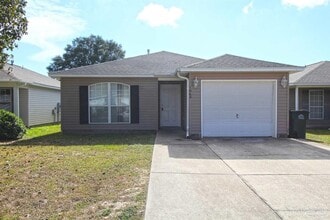 Building Photo - 1064 Antigua Cir