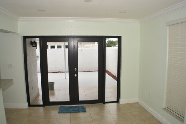 Foto del edificio - 9466 SW 6th Terrace
