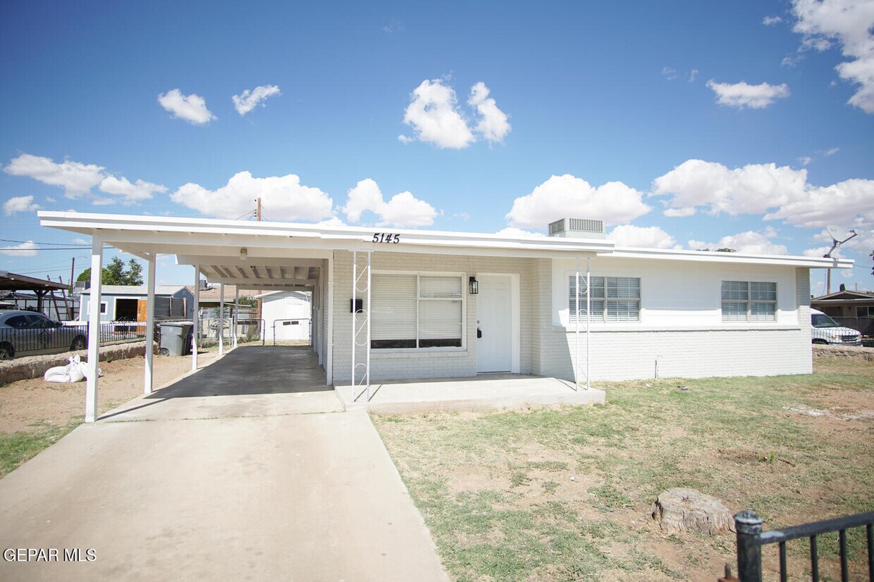 Foto principal - 5145 Rutherford Dr