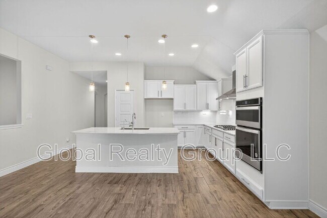 Building Photo - 545 Rosemellow St