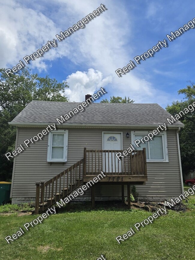 Building Photo - 7701 W Taft St