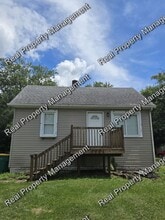 Building Photo - 7701 W Taft St
