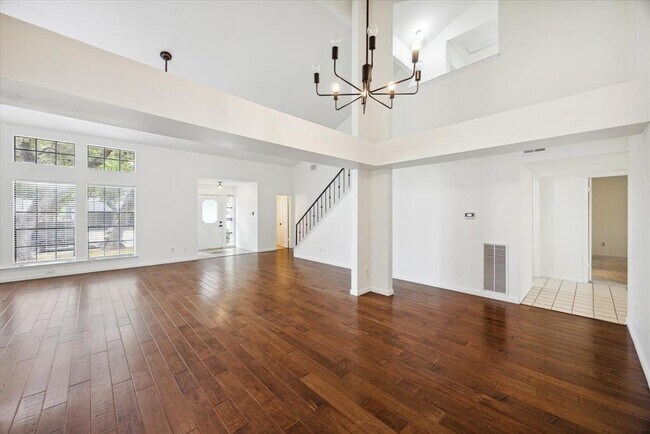 Foto del edificio - 13004 Sinton Ln