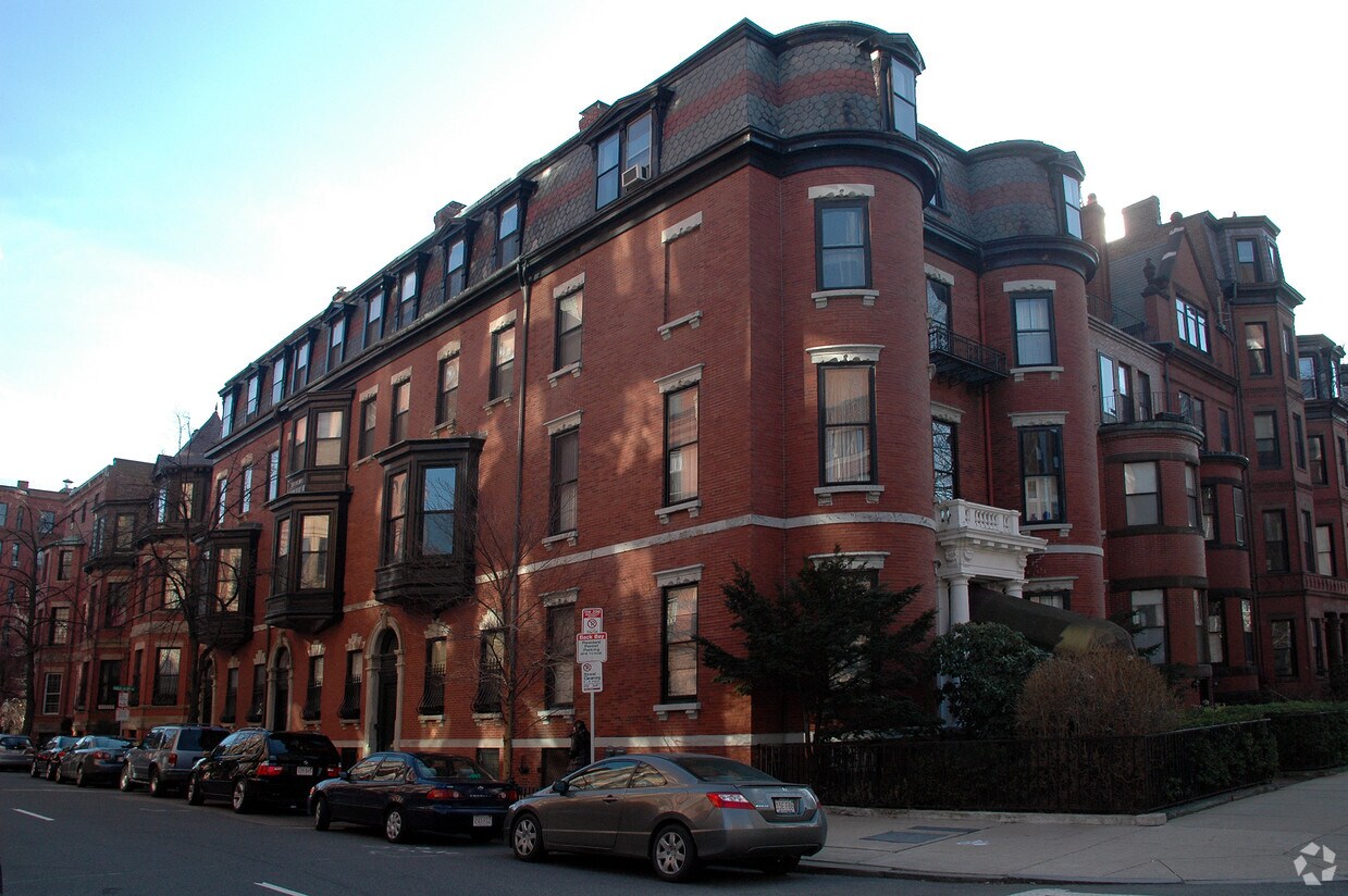 Primary Photo - 1 Exeter St