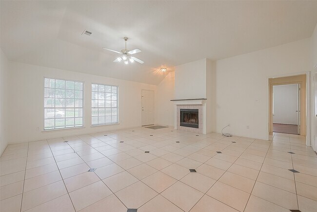 Foto del edificio - 9138 Blake Bend Cir