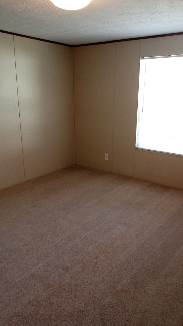 Building Photo - Lovely 2 Bed Home in New Home Community-Shadow Oaks