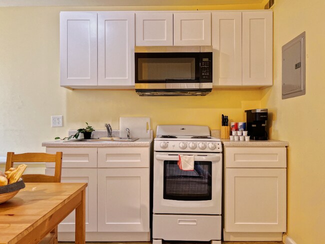 Foto del edificio - 1119 W Colona St