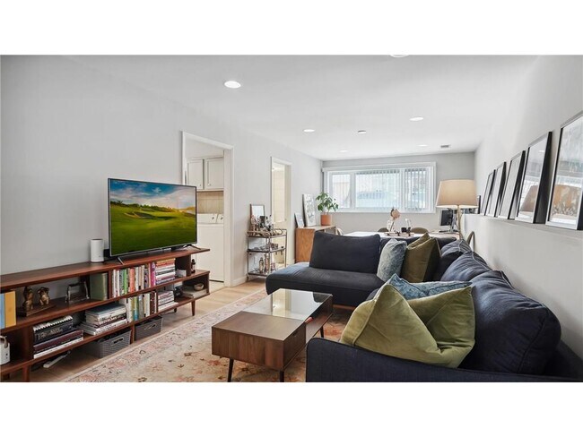 Foto del edificio - 5552 1st Ave S