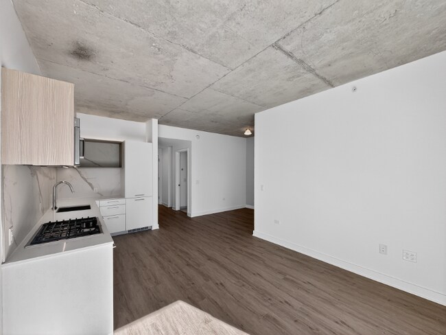 Foto del edificio - 167 N Desplaines St
