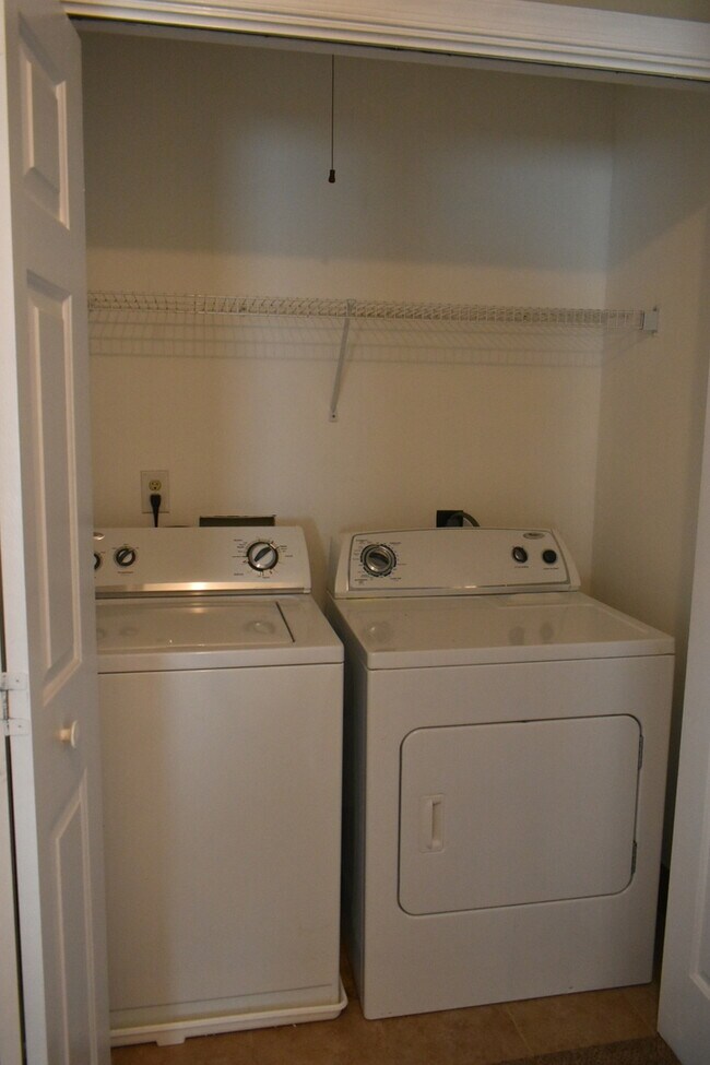 Foto del edificio - 2 Bedroom condo Minutes from Ft, Eustis