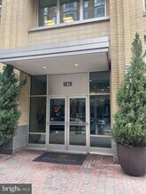 Building Photo - 1020 N Highland St