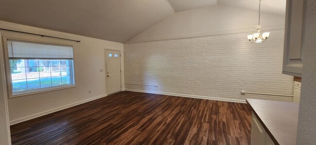Foto del edificio - 1117-1119 1119 Park St