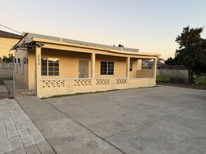 Building Photo - 224 Gladys Ave