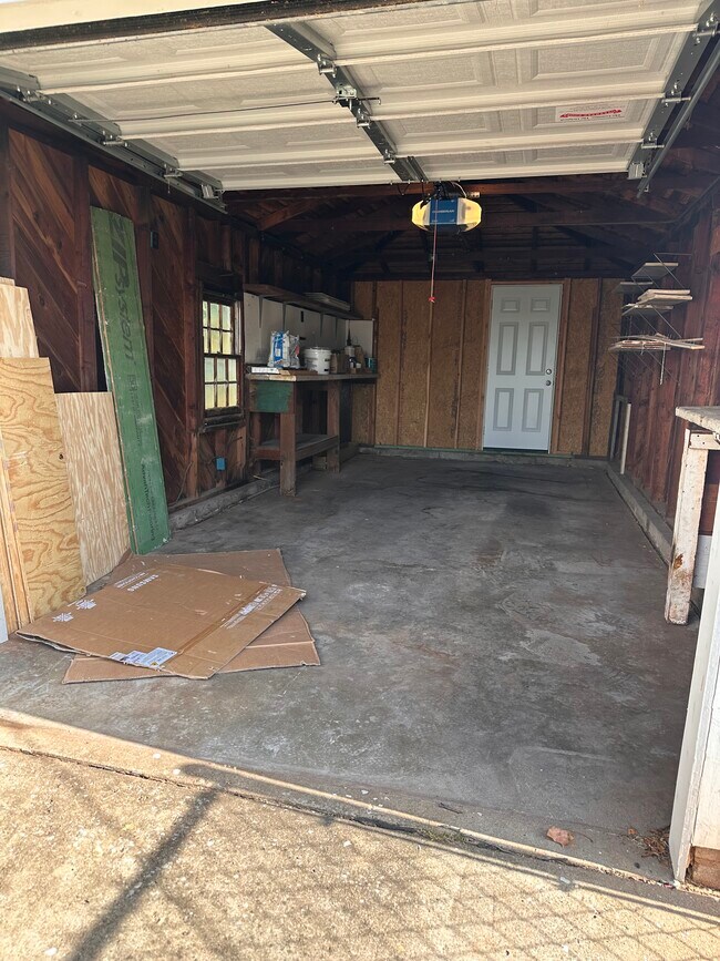 Building Photo - 708 NW 51st St