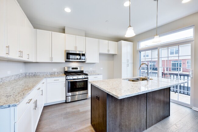 Foto del edificio - 1255 Danforth Ct