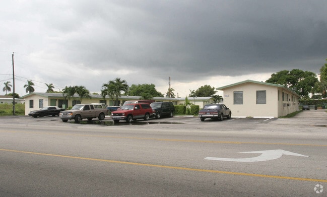 Building Photo - Anglerwood Apartments