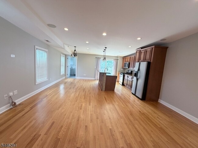 Photo - 76 Mohawk Avenue Apartment