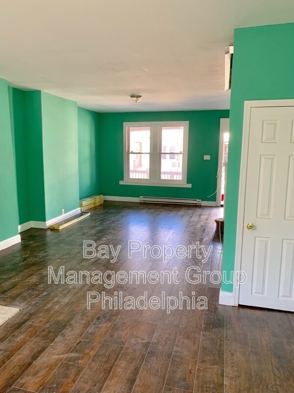 Foto del edificio - 5814 Addison St