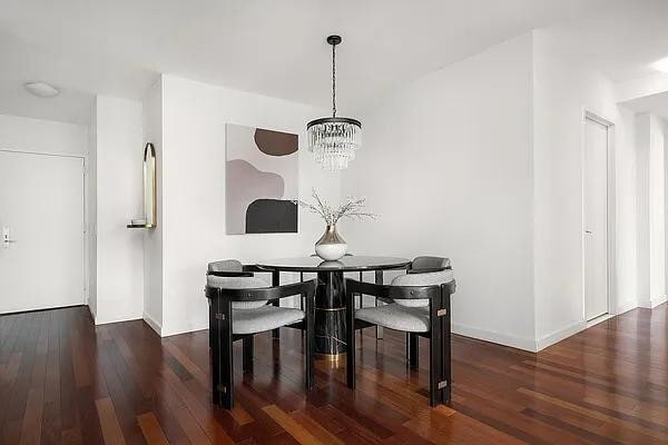 Building Photo - 121 E 23rd St