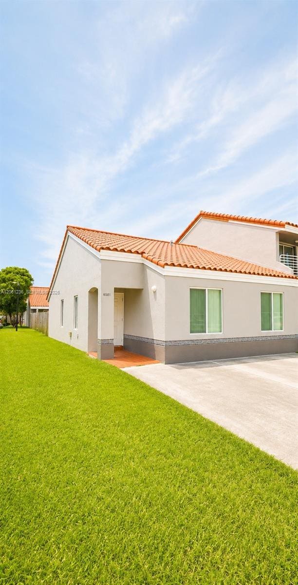 Building Photo - 8381 SW 148th Ave