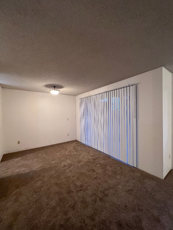 Building Photo - 10522 Lake City Way NE