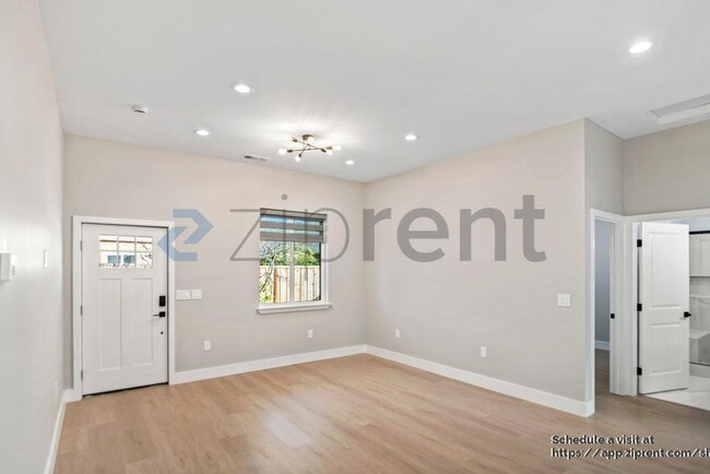 Building Photo - 3649 Wilmington Rd