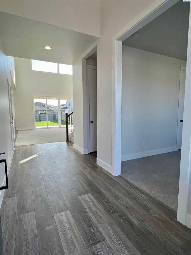 Foto del edificio - South Richland For Rent