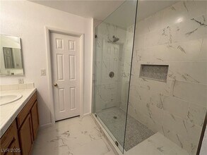 Building Photo - 4013 Nook Way