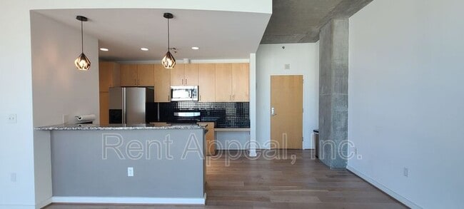 Foto del edificio - 943 Peachtree St NE